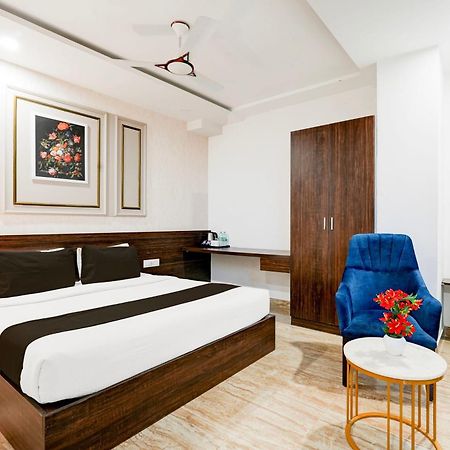 Super Townhouse Oak Aecs Formerly Bangalore Times Bagian luar foto