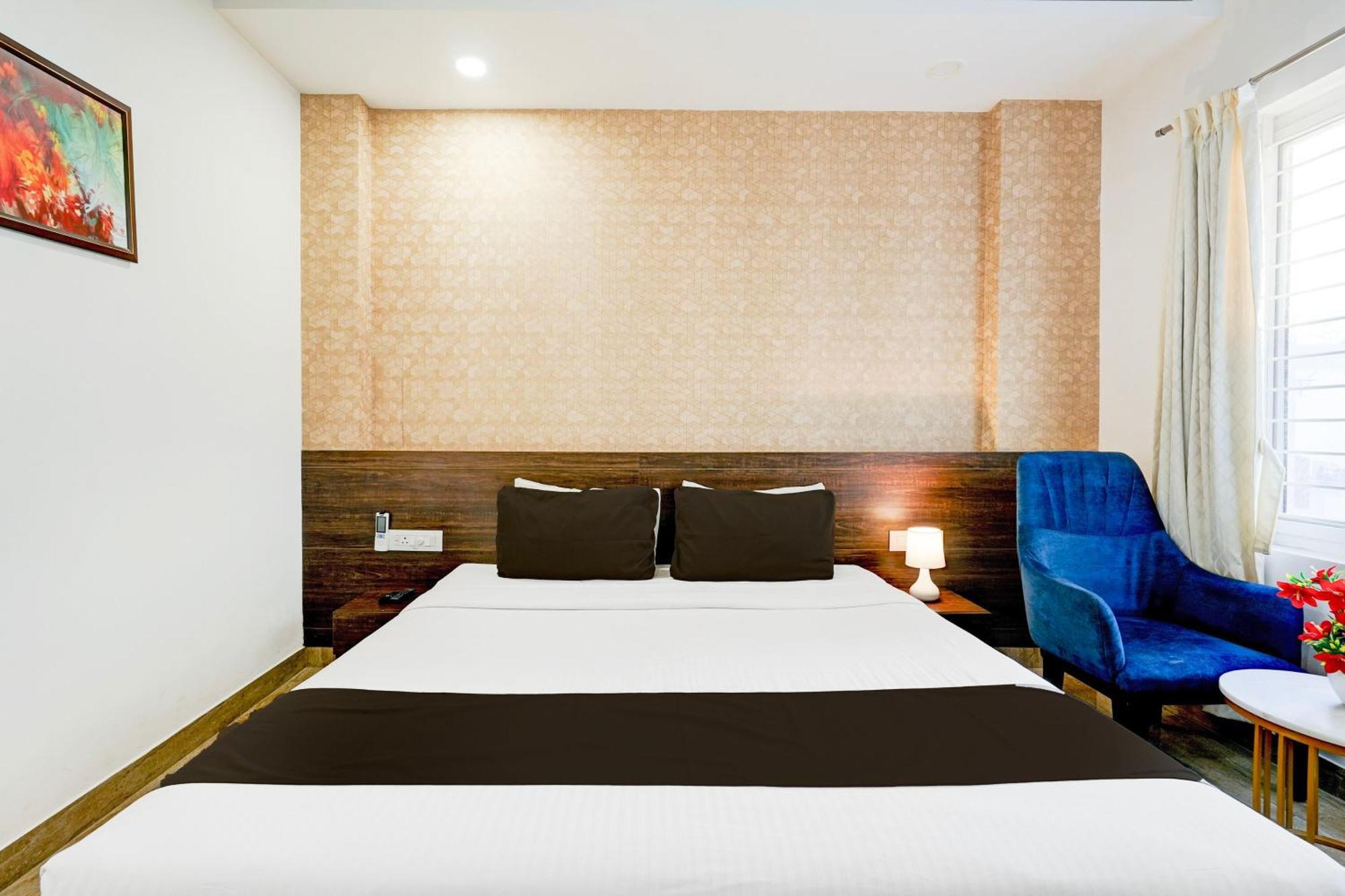 Super Townhouse Oak Aecs Formerly Bangalore Times Bagian luar foto